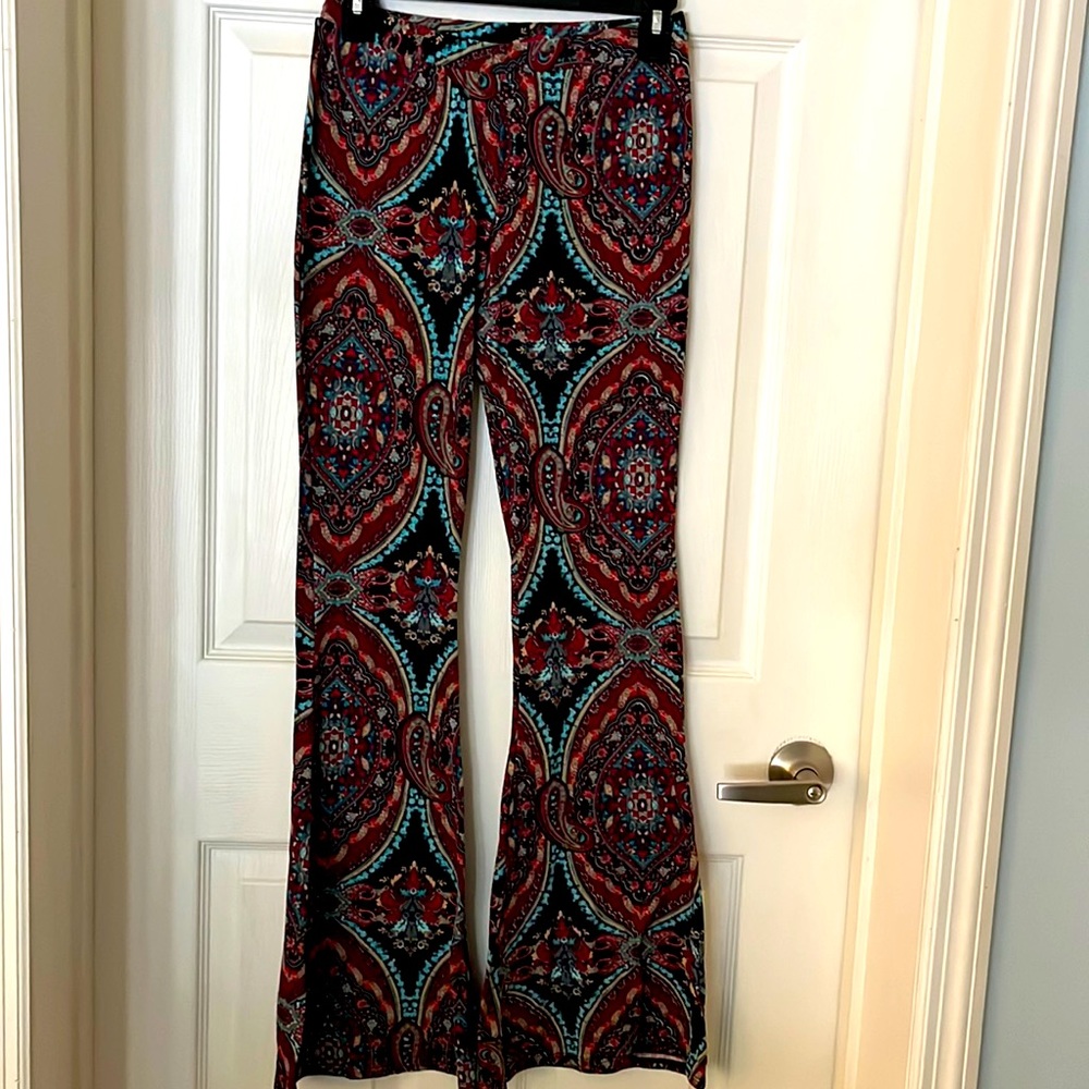 Cute Patterned Flared Leggings
